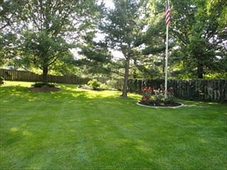 3rd image of 10 Eastwood Dr
