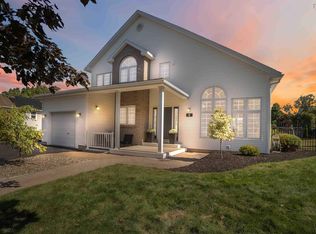 26 Dalhousie Ave, Kentville, NS B4N 5E5