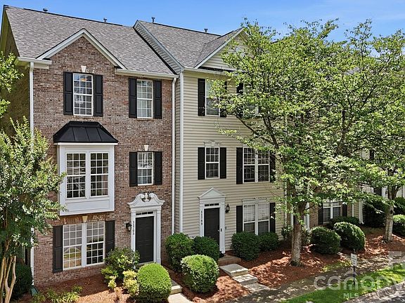 2nd image of 11705 Fiddlers Roof Ln
