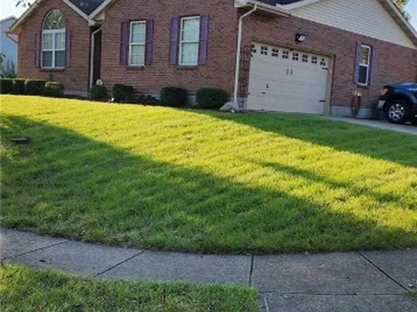 5386 Shady Meadows Dr, Hamilton, OH 45011