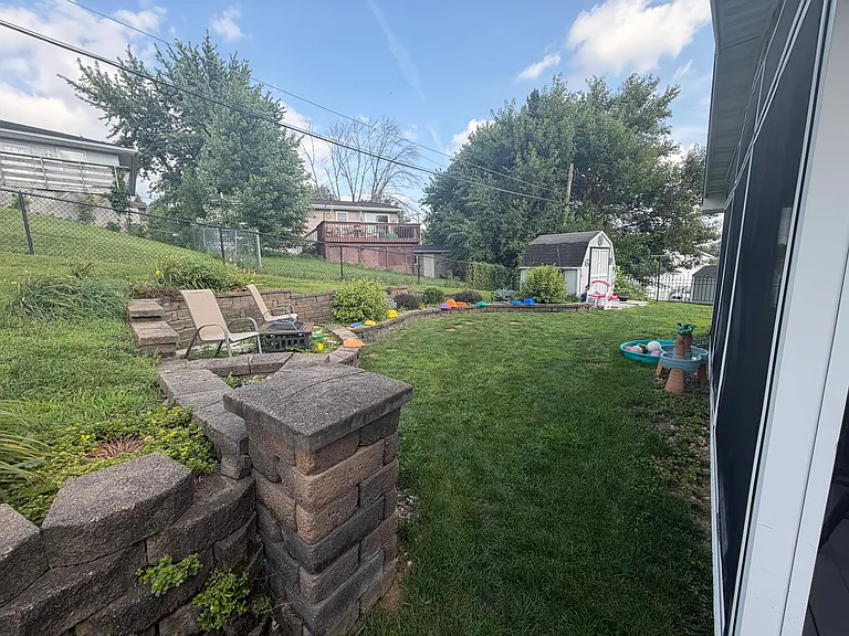 315 Shetland Dr NW — Photo 15