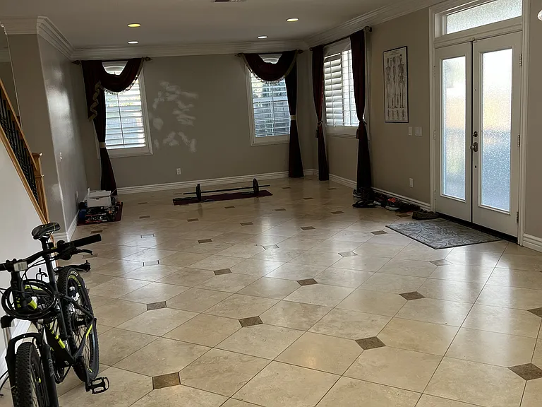 45009 Oakford Ct — Photo 5
