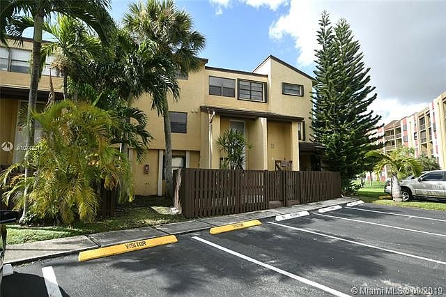 1st image of 10060 NW 9th St Cir APT 3