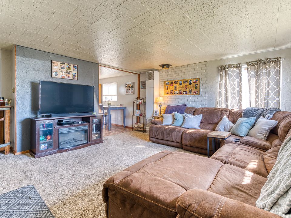 2nd image of 324 Adirondac Ave