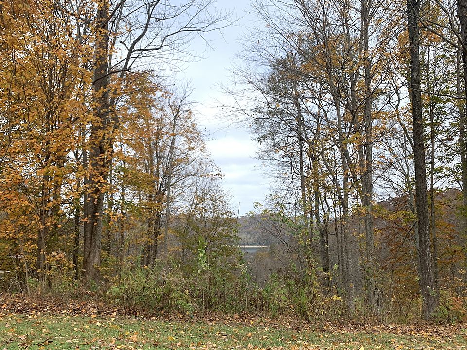 1st image of 31 Seaton Dr