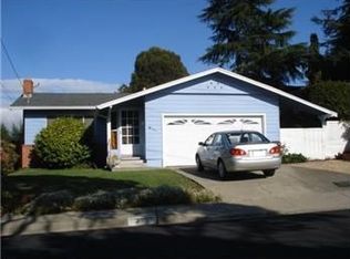 395 Summit Dr, Pinole, CA 94564