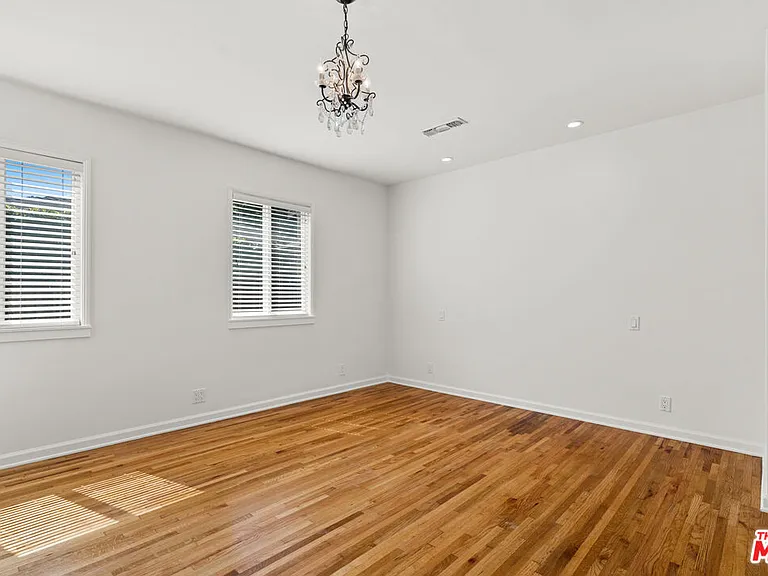 4352 Globe Ave — Photo 20