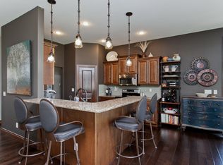 2226 Hallbrook St SW, Cedar Rapids, IA 52404