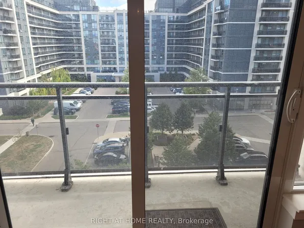 370 Highway 7 E, Richmond Hill, ON