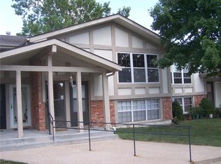 1442 NW 64th Ter, Kansas City, MO 64118