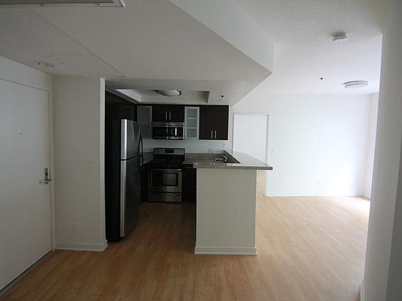 2nd image of 939 Palm Ave #204A