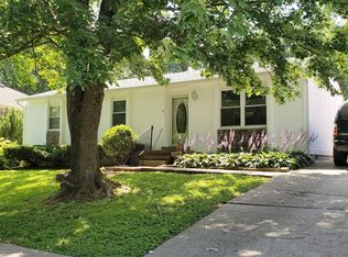 8324 Roseborough Rd, Louisville, KY 40228