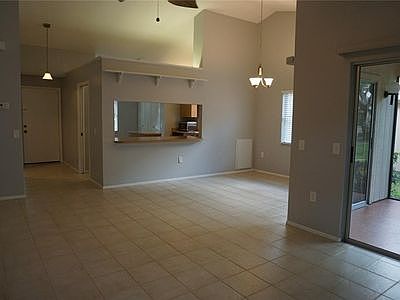 1st image of 4941 Village Gardens Dr