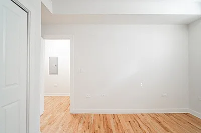 1035 Diversey/2778-80 N. Kenmore — Photo 19
