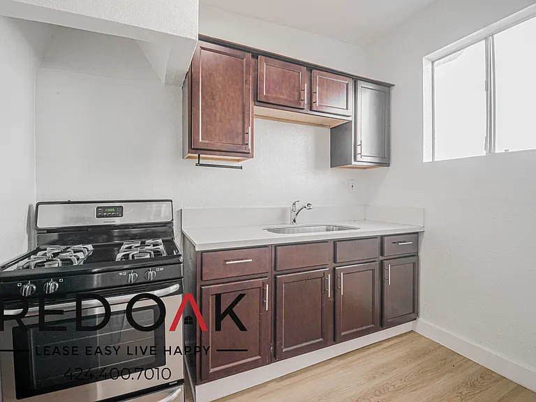 4348 Lockwood Ave #3 — Photo 4