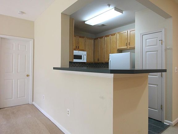 5th image of 11322 Westbrook Mill Ln Unit 203
