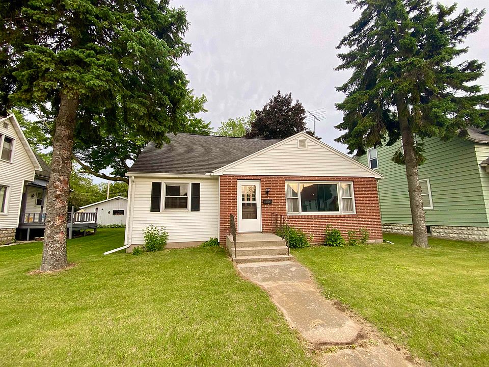 1st image of 1054 Marinette Ave