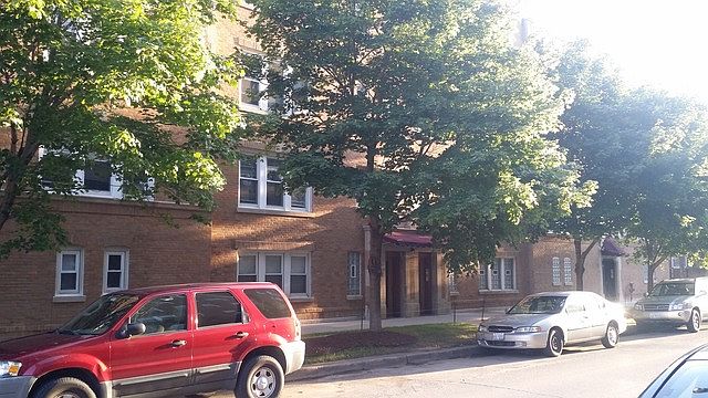 1st image of 1603 W Ainslie St APT 2