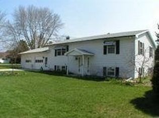 112 S 16th Pl, Sturgeon Bay, WI 54235