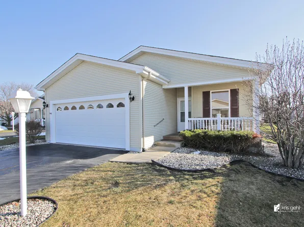3111 Stable Ct, Grayslake, IL 60030
