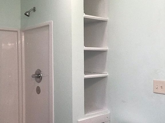 5th image of 1413 N Broad St #1