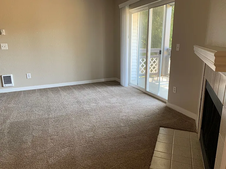 Signature Apartments — Photo 17