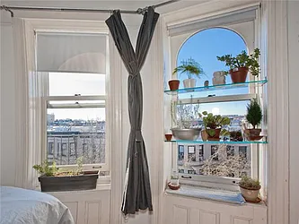 Sold by Avenue Sotheby's International Realty