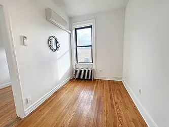 Rented by Trademarko Realty Inc