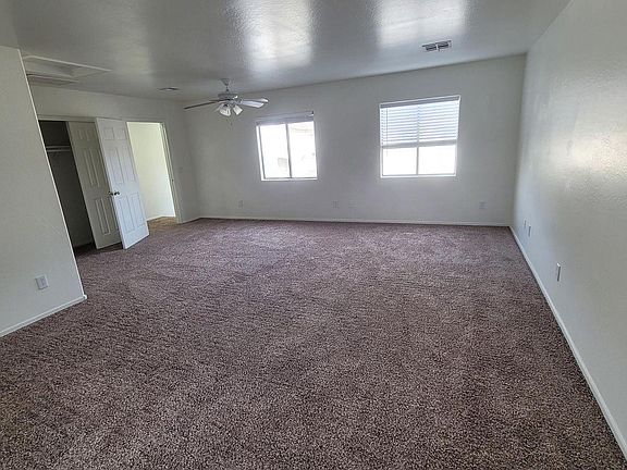 4th image of 2205 W Morten Ave #1