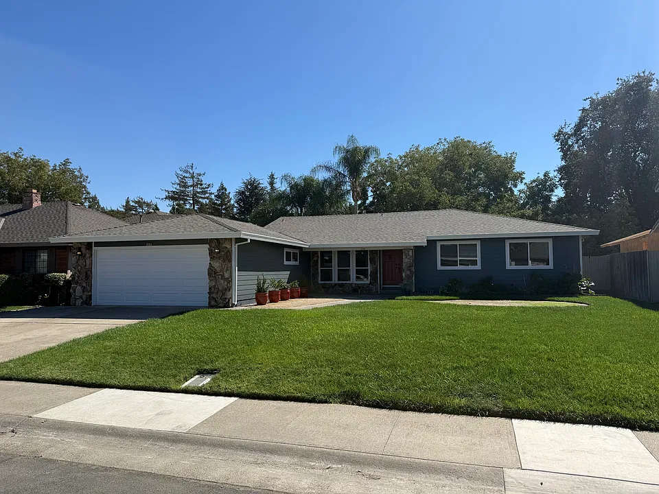 234 River Acres Dr