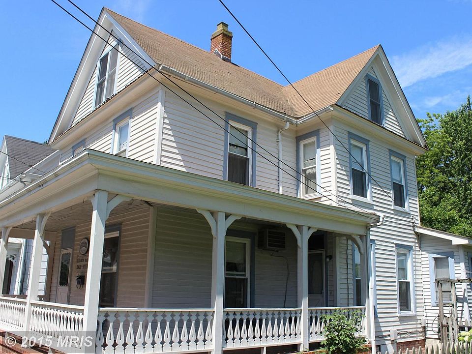 Exterior (Front)