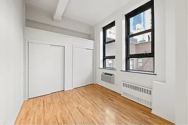 Rented by Douglas Elliman | media 14