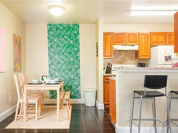 4th image of 6064 Westgate Dr APT 102