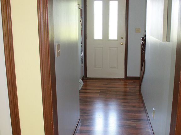 3rd image of 13100 Mahoning Ave