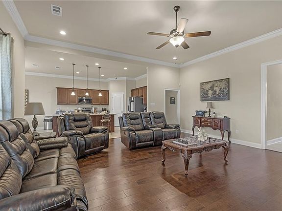 4th image of 22475 Putter Ln