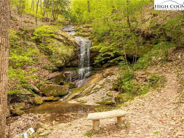 176 Holly Falls Trail, Deep Gap, NC 28618