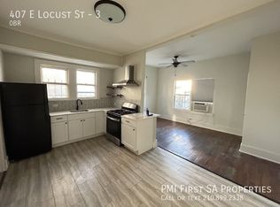 407 E Locust St #3, San Antonio, TX 78212
