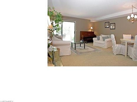 2nd image of 43 Landings Way #3