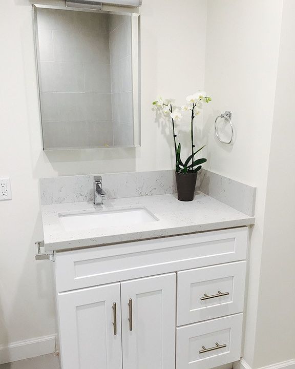 1st image of 118 N Beachwood Dr APT B