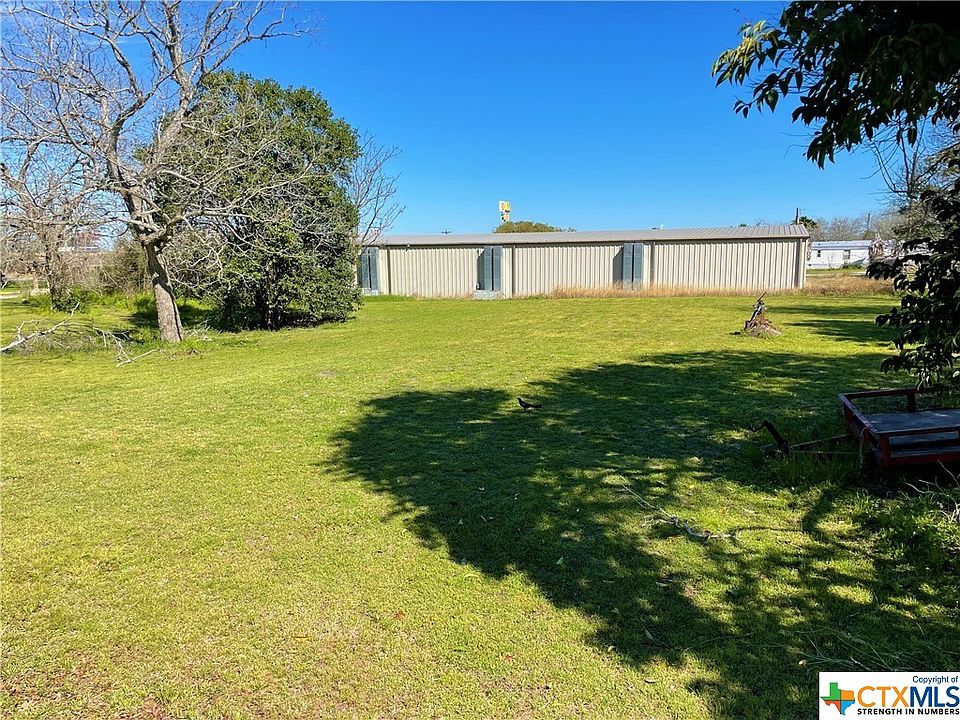 E 11th St, Flatonia, TX 78941 MLS 467583 Zillow