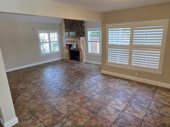 5th image of 855 Misty Meadow Ct