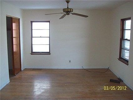 3rd image of 6850 Arizona Ave