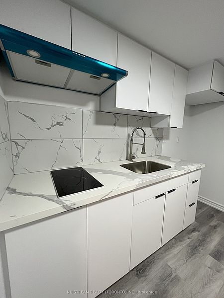 Toronto House for rent - 1 Bedroom — photo 2