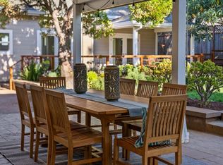 207 Harbor Dr, Santa Cruz, CA 95062