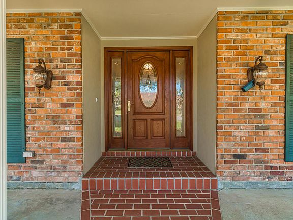 4th image of 114 Sea Gull Cir