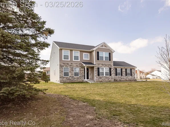 7340 Westminster Cir, Grand Blanc, MI 48439
