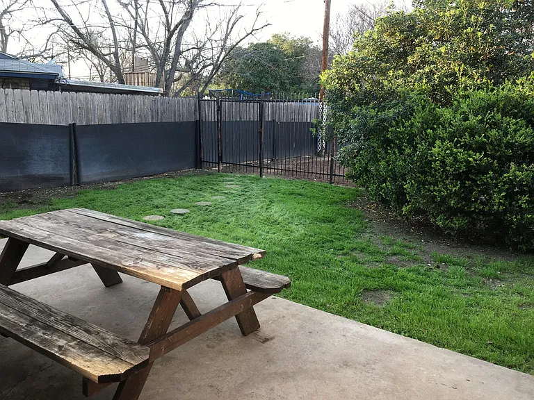 105 Travertine Ln #A — Photo 20