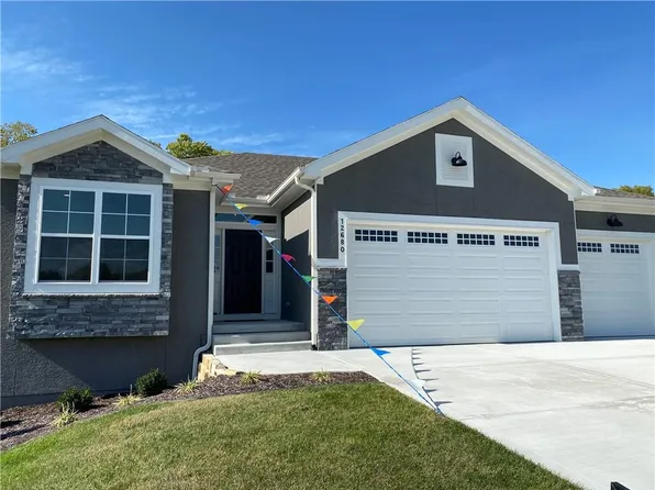 12680 NW Bittersweet Dr, Platte City, MO 64079