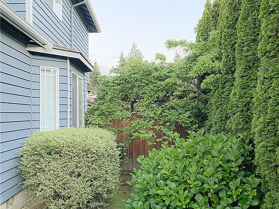 3rd image of 9412 28th Street Ct E