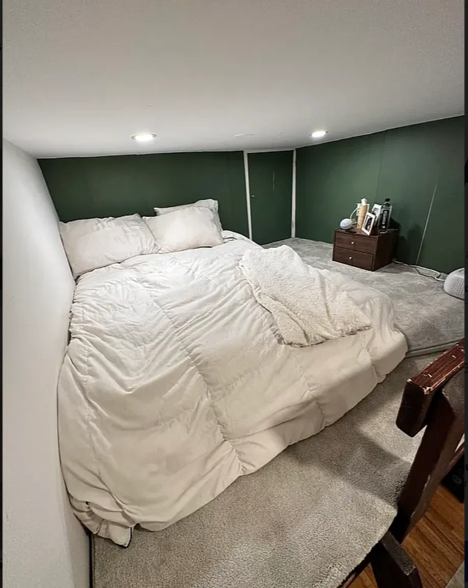 69 8th Avenue — Photo 3